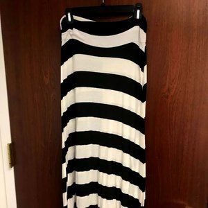 Long black white striped maxi skirt by Moa XL